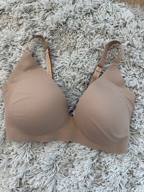 Victoria's Secret Seamless Nude T-Shirt Bra 36DD